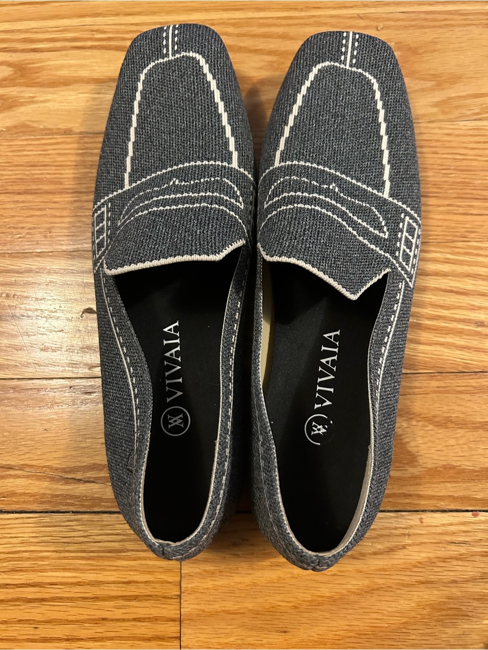VIVAIA Women's Charcoal Knit Penny Loafers